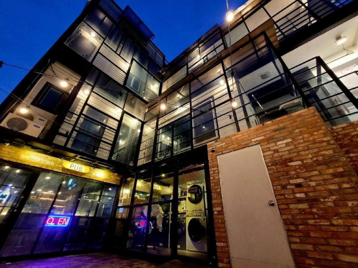 Inno Hostel & Pub Lounge Hongdae Сеул Екстериор снимка