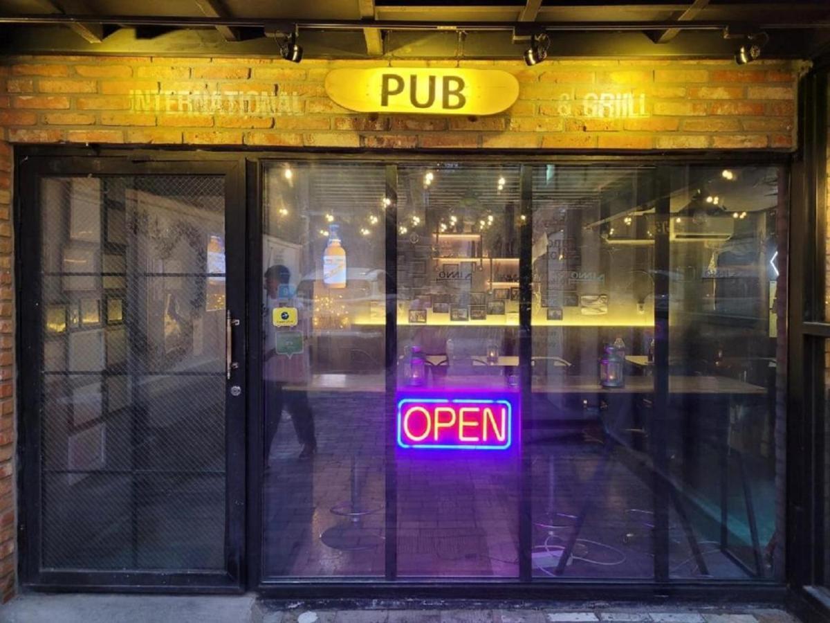 Inno Hostel & Pub Lounge Hongdae Сеул Екстериор снимка