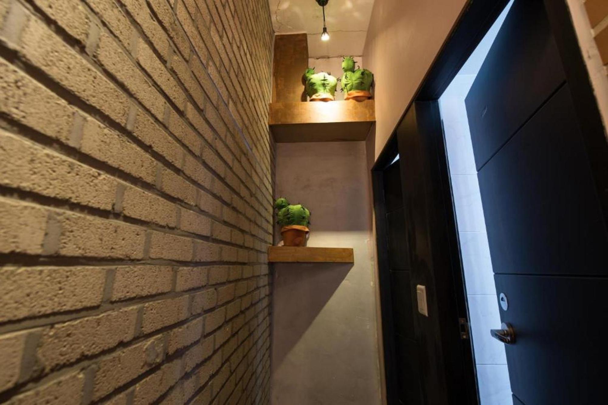 Inno Hostel & Pub Lounge Hongdae Сеул Екстериор снимка